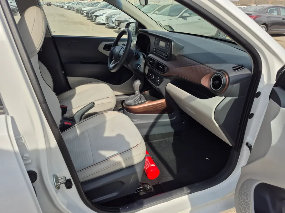 هيونداي Grand i10 فلييت 2024 