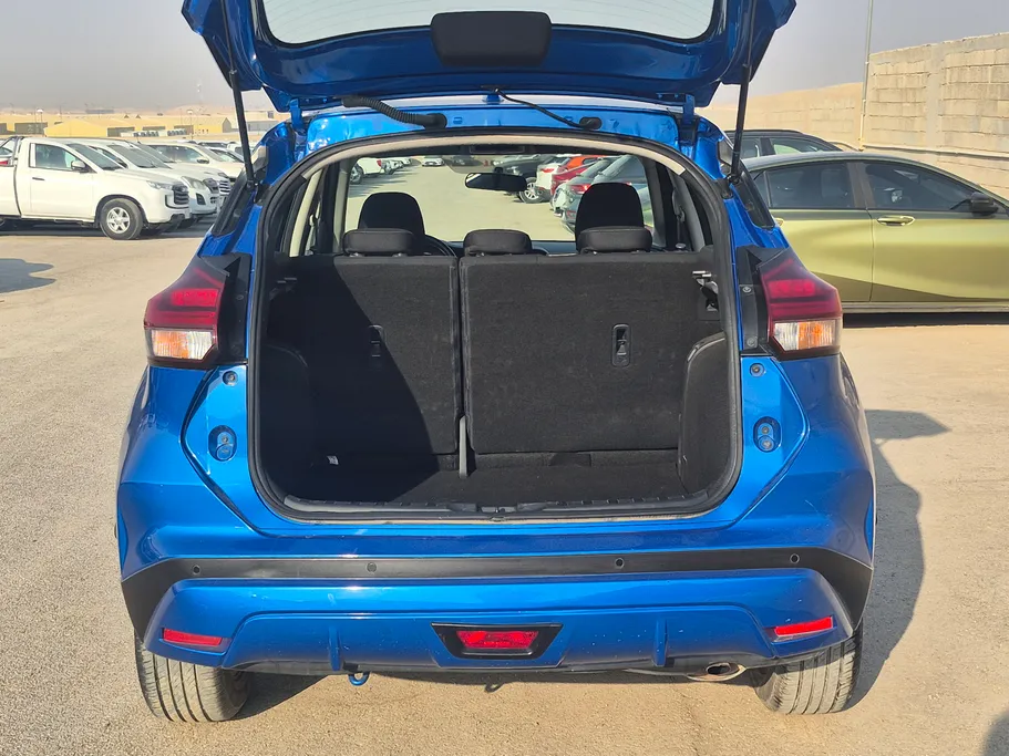 2024 Nissan Kicks S 