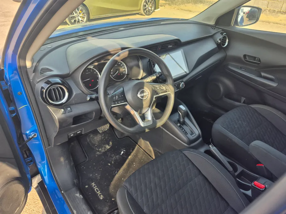 2024 Nissan Kicks S 