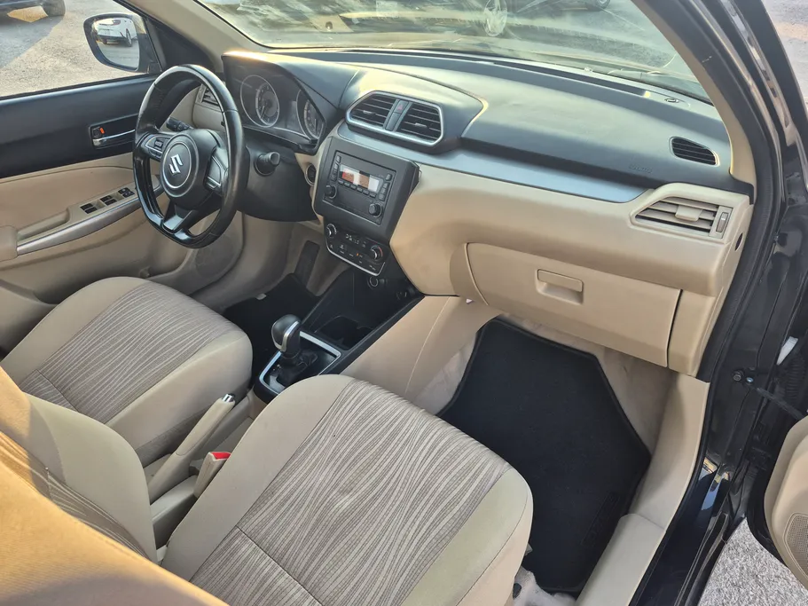 2025 سوزوكي Dzire GLX 