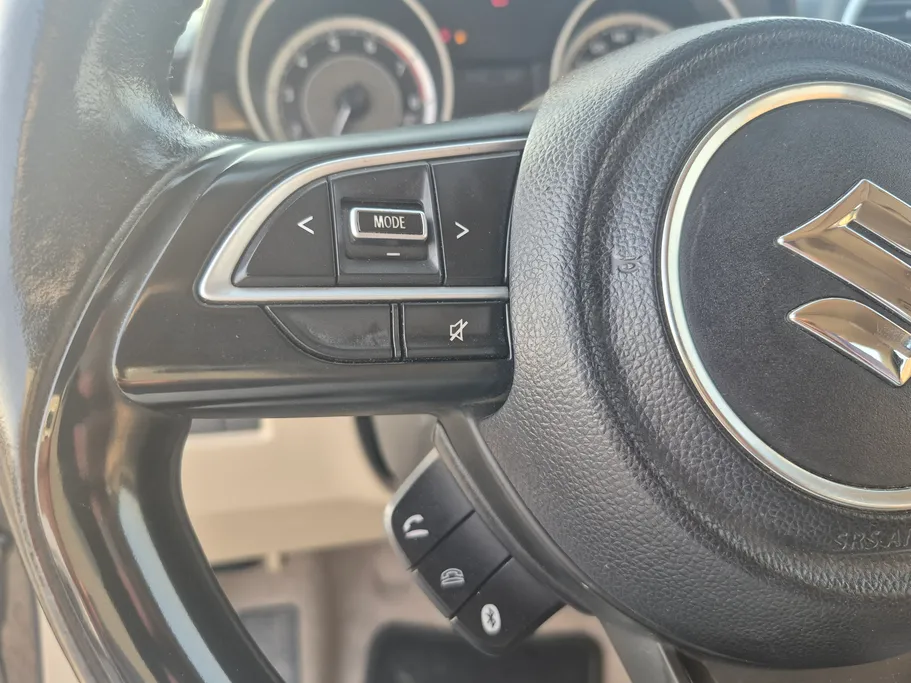2025 سوزوكي Dzire GLX 