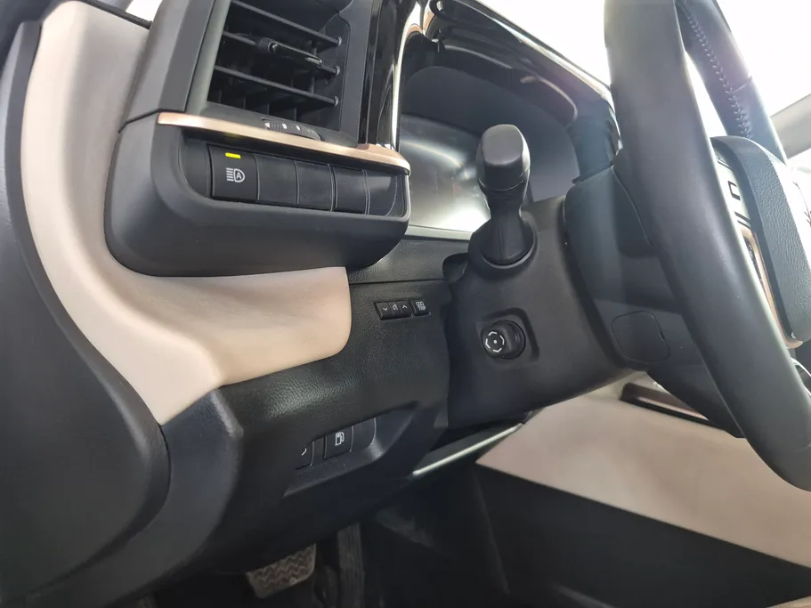 2025 Toyota Crown Premium 
