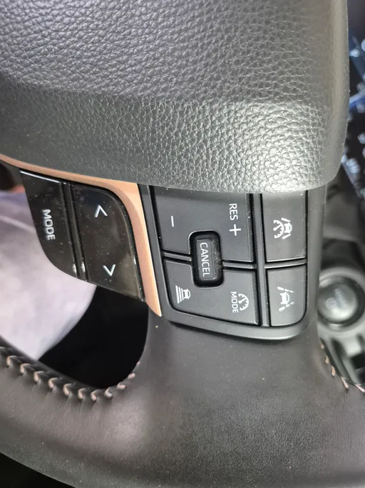 2025 Toyota Crown Premium 