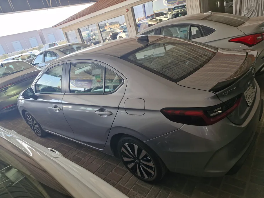 2024 Honda City LX Sport 