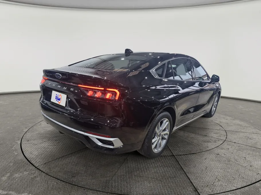 2023 Ford Taurus Trend 