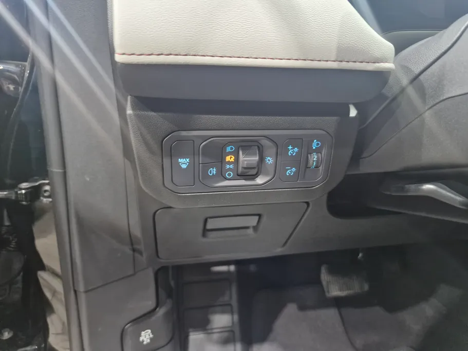 2023 Ford Taurus Trend 