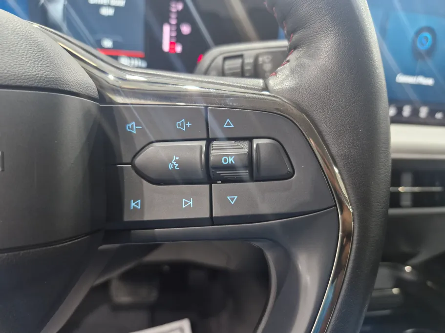 2023 Ford Taurus Trend 