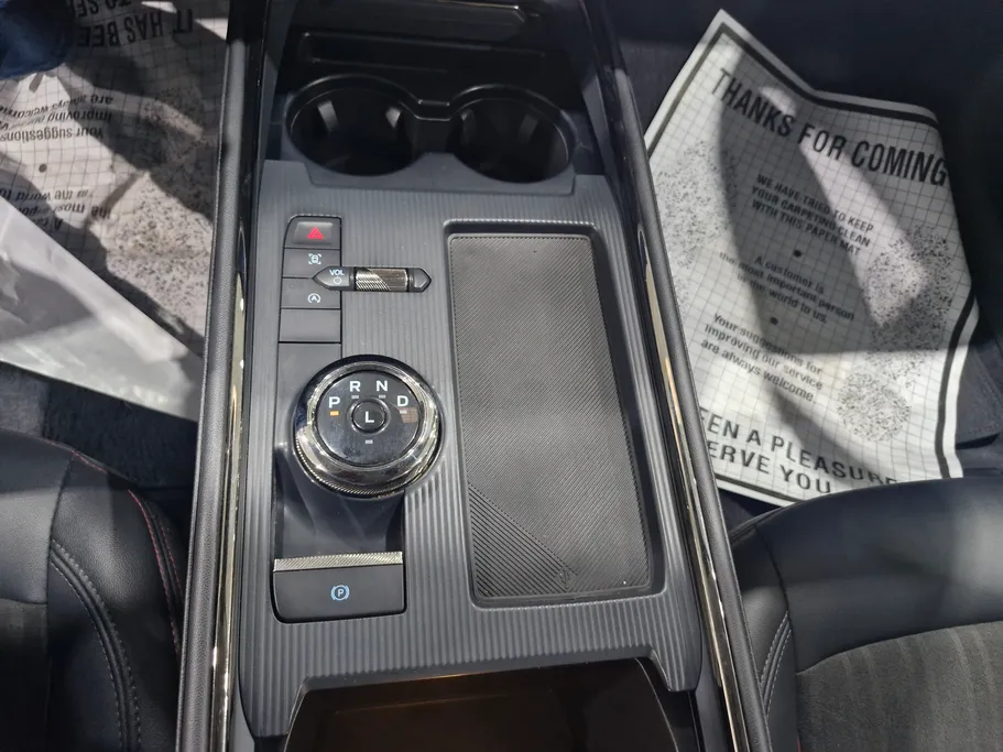 2023 Ford Taurus Trend 