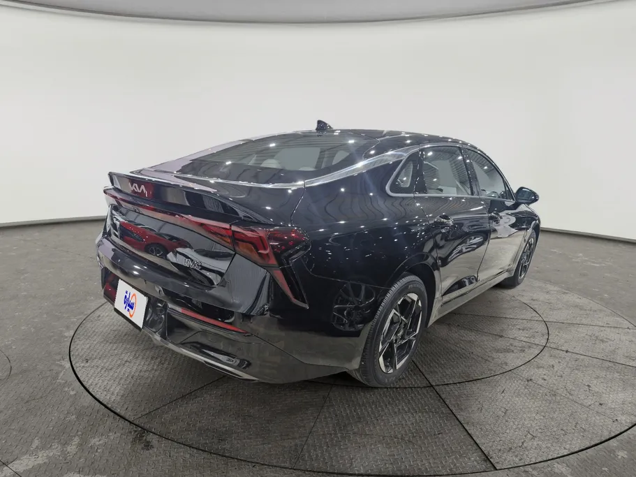 2026 Kia K5 LX2 