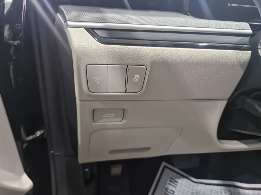 2026 Kia K5 LX2 