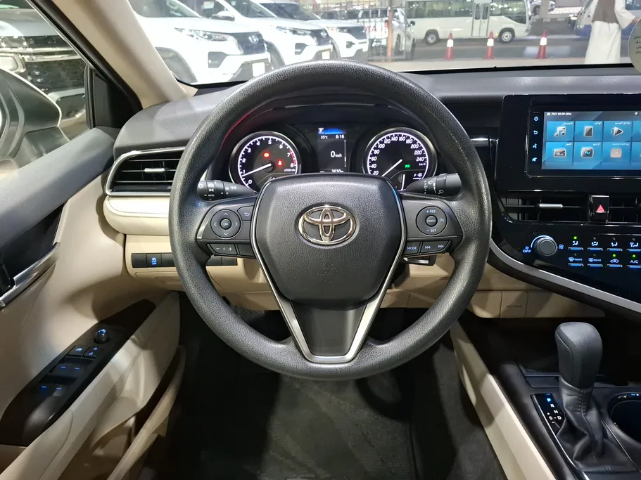 2024 Toyota Camry  LE 