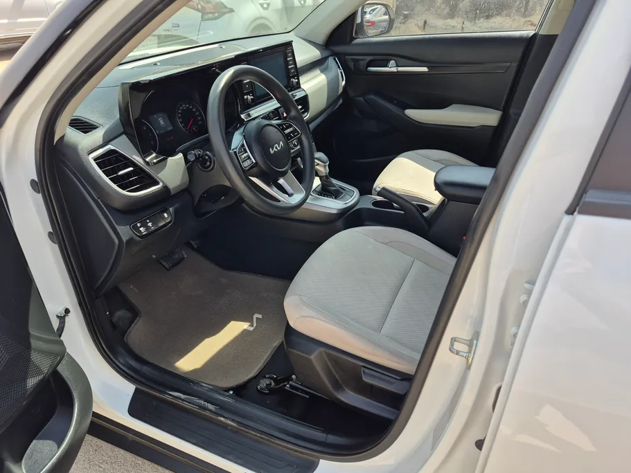2023 Kia Seltos LX 