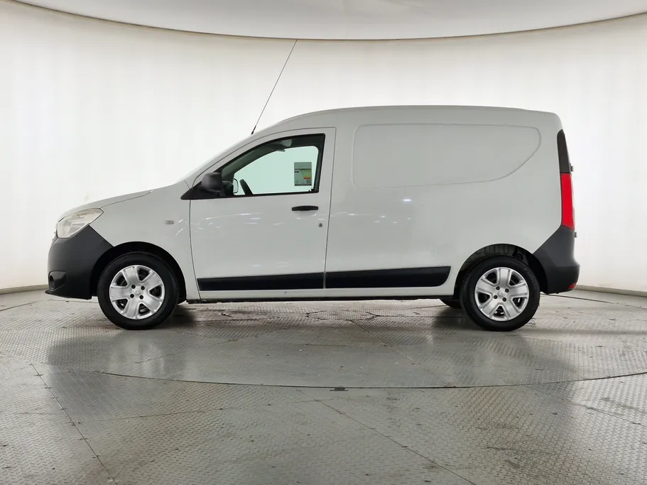 2021 Renault Docker Van بضاعة 