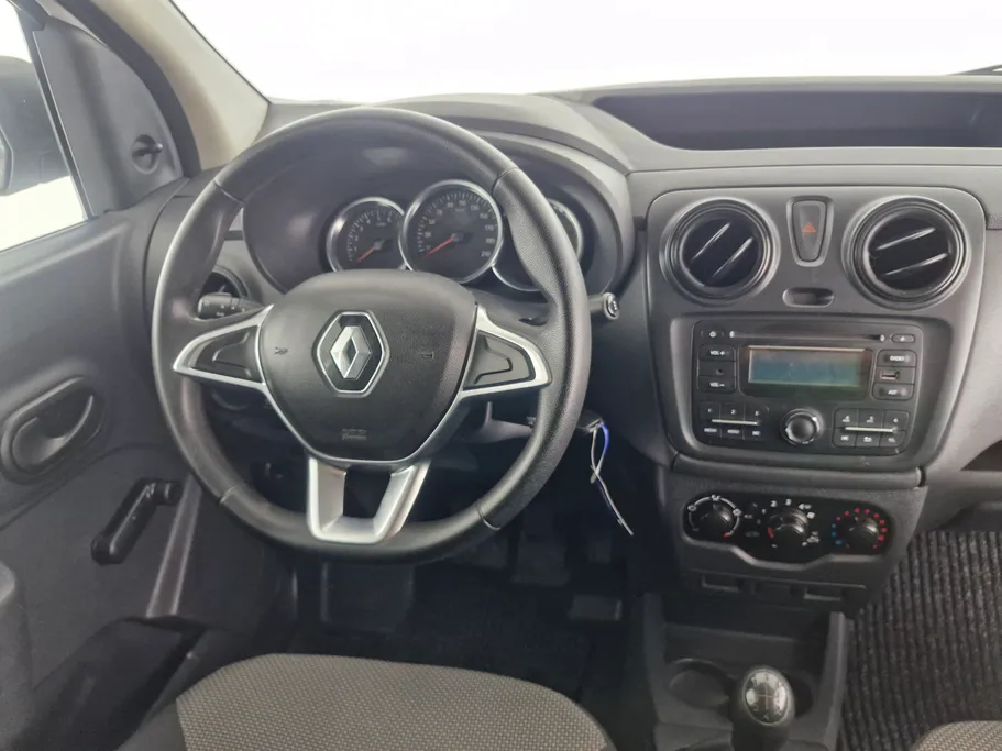 2021 Renault Docker Van بضاعة 