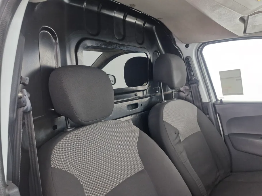 2021 Renault Docker Van بضاعة 