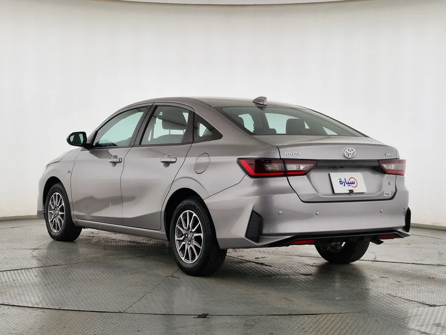 2024 Toyota Yaris  Y 