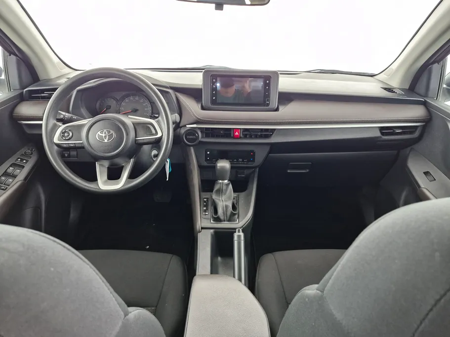 2024 Toyota Yaris  Y 