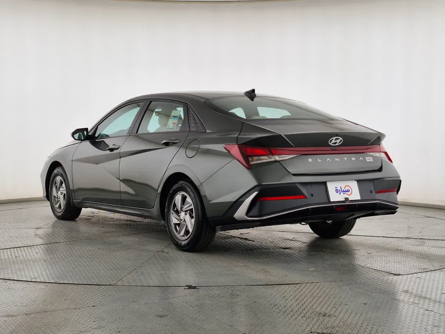 2025 هيونداي Elantra فلييت 