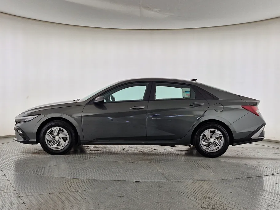 2025 هيونداي Elantra فلييت 