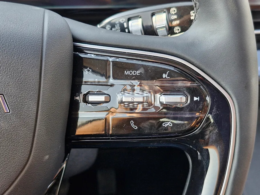 2027 Omoda C5 luxury 