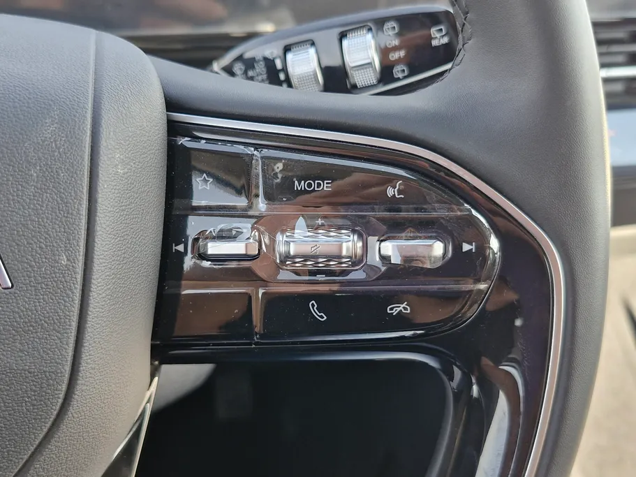 2027 Omoda C5 Luxury 2 Ton 