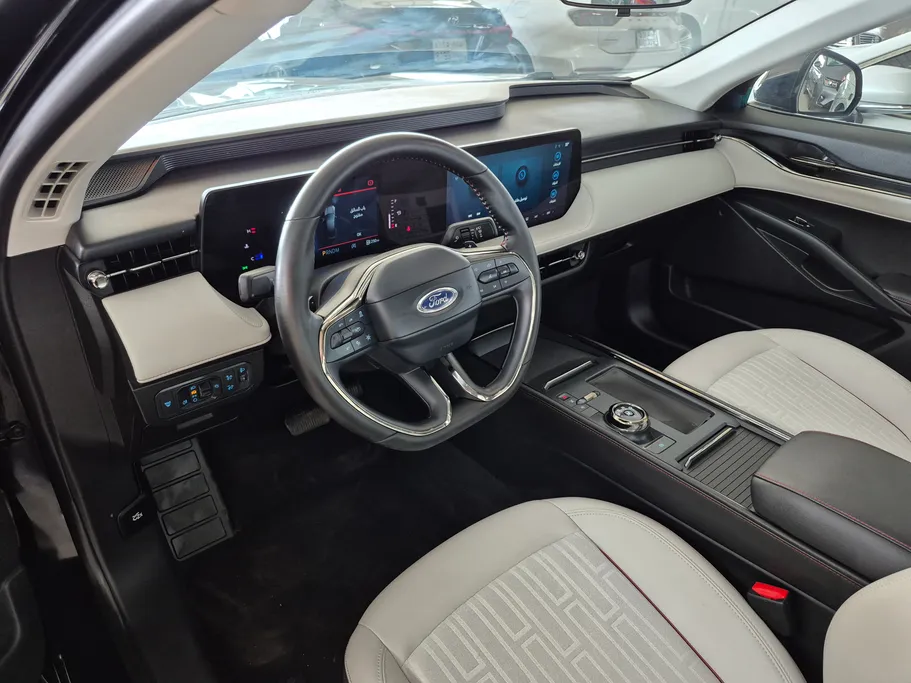 2025 Ford Taurus Trend 