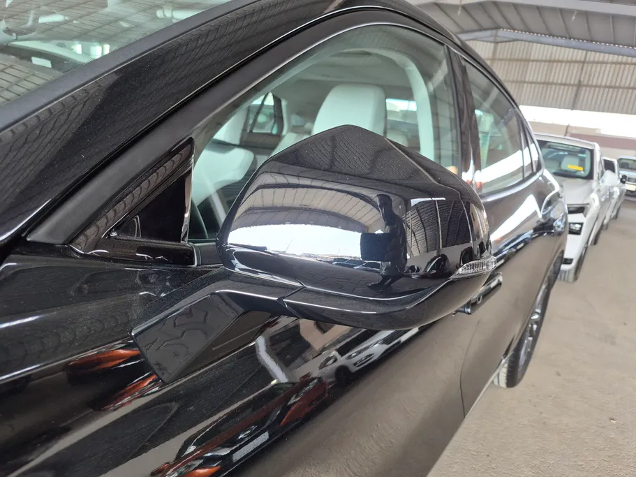 2025 Ford Taurus Trend 