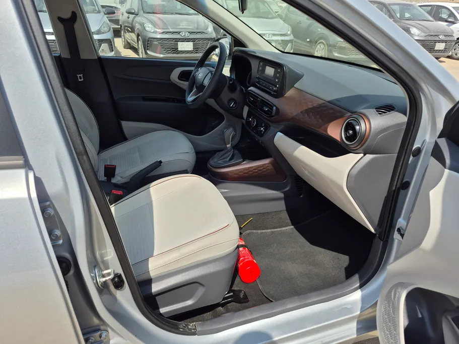 هيونداي Grand i10 فلييت 2024 