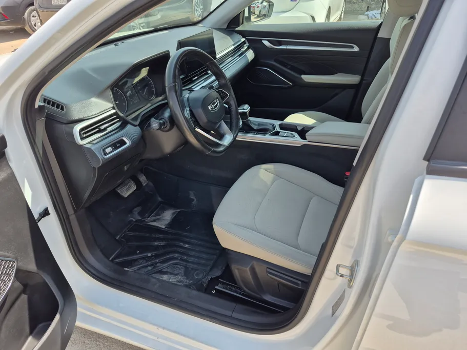 جيلي امجراند GS 2025 