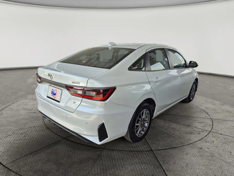 2024 Toyota Yaris  Y 