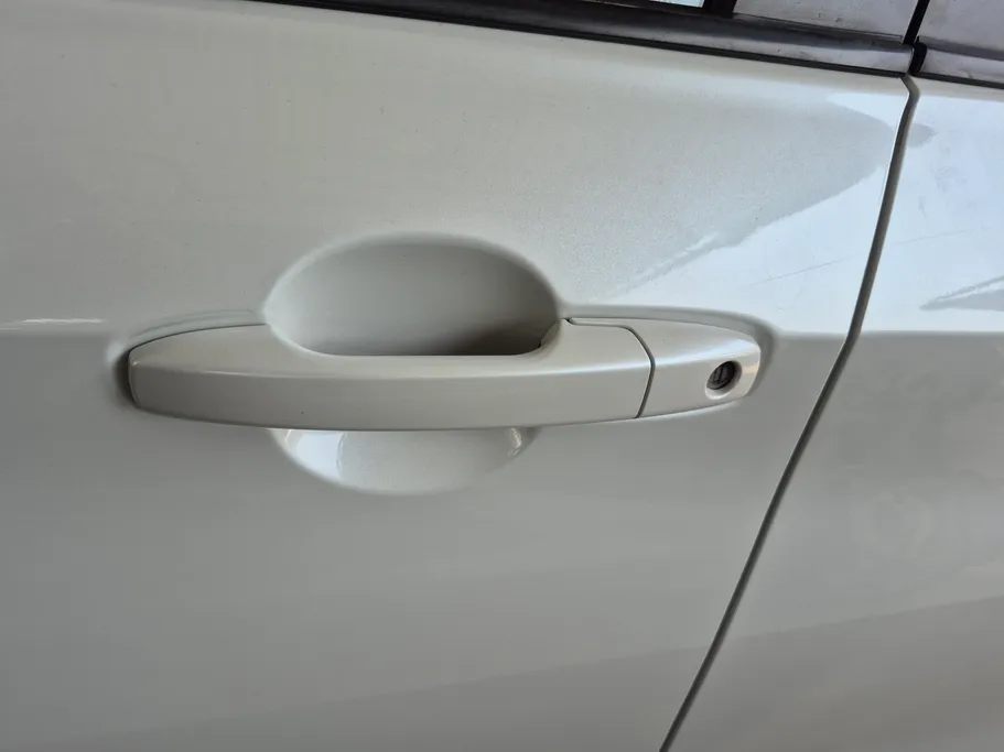 2024 Toyota Yaris  Y 
