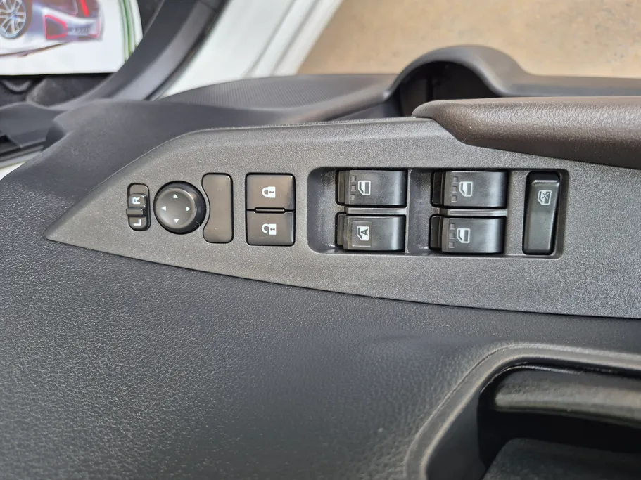 2024 Toyota Yaris  Y 