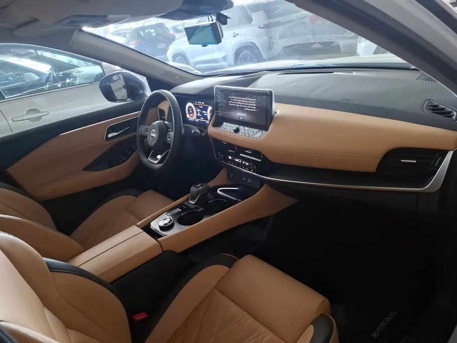 نيسان أكس تريل SV Plus 2025 