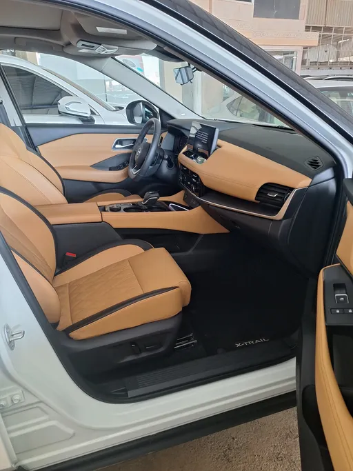 2025 Nissan Xtrail SV Plus 