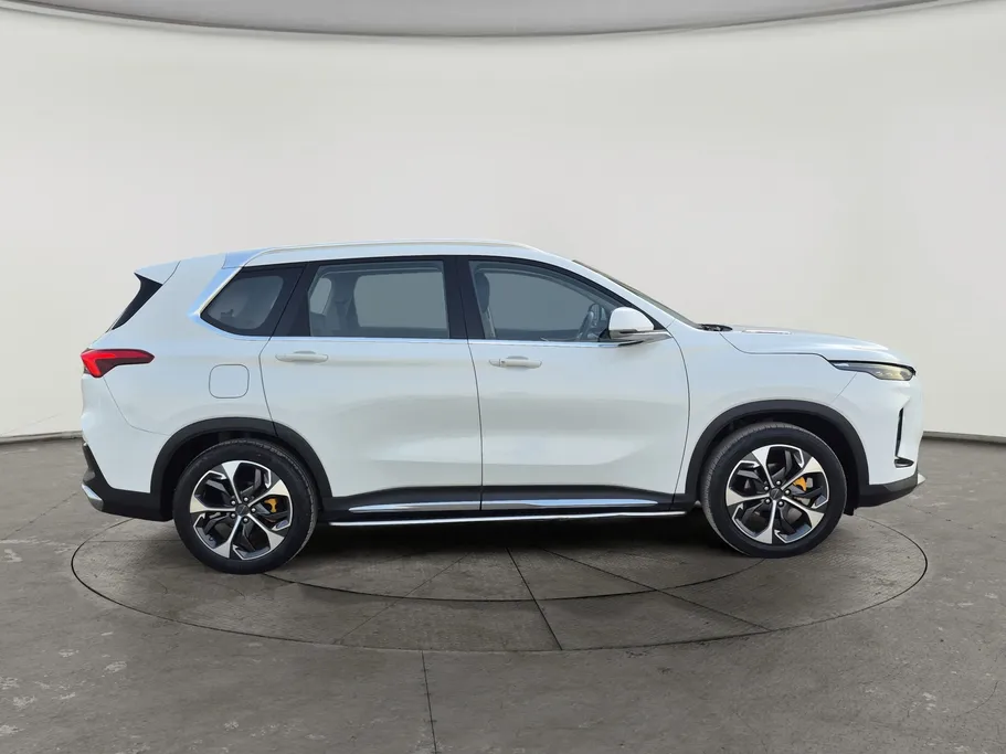 ماكسيوس D60 Exactive Luxury 2023 
