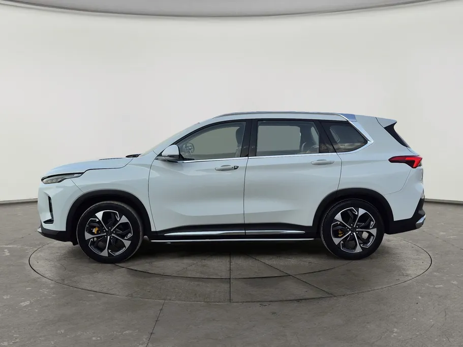 ماكسيوس D60 Exactive Luxury 2023 