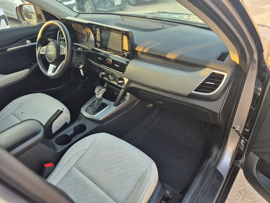 2023 Kia Seltos LX 