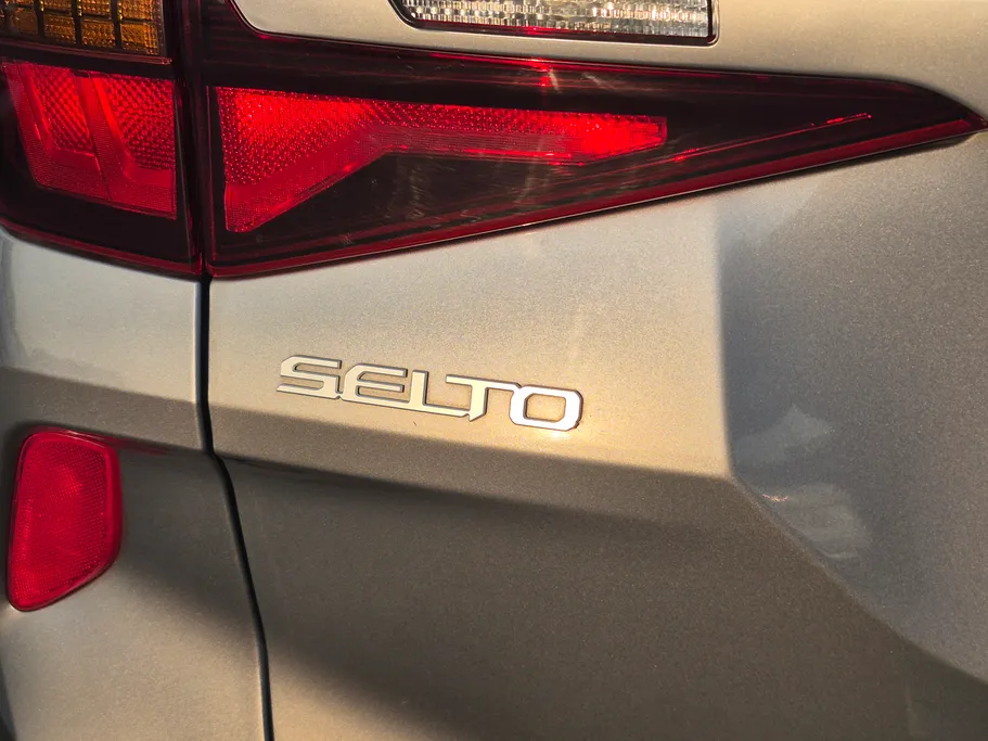2023 Kia Seltos LX 