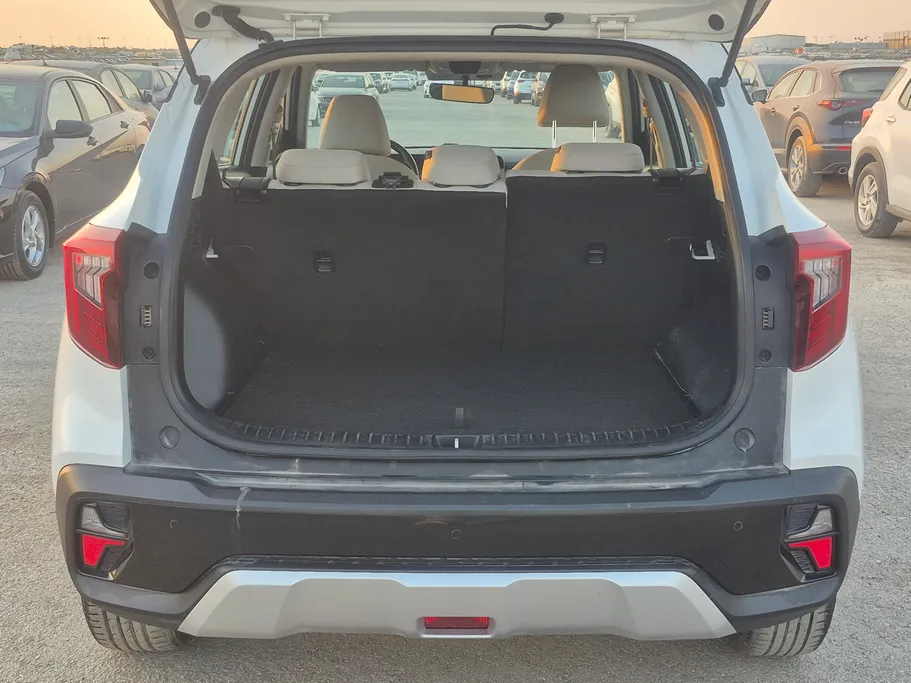 2024 Kia Seltos LX 