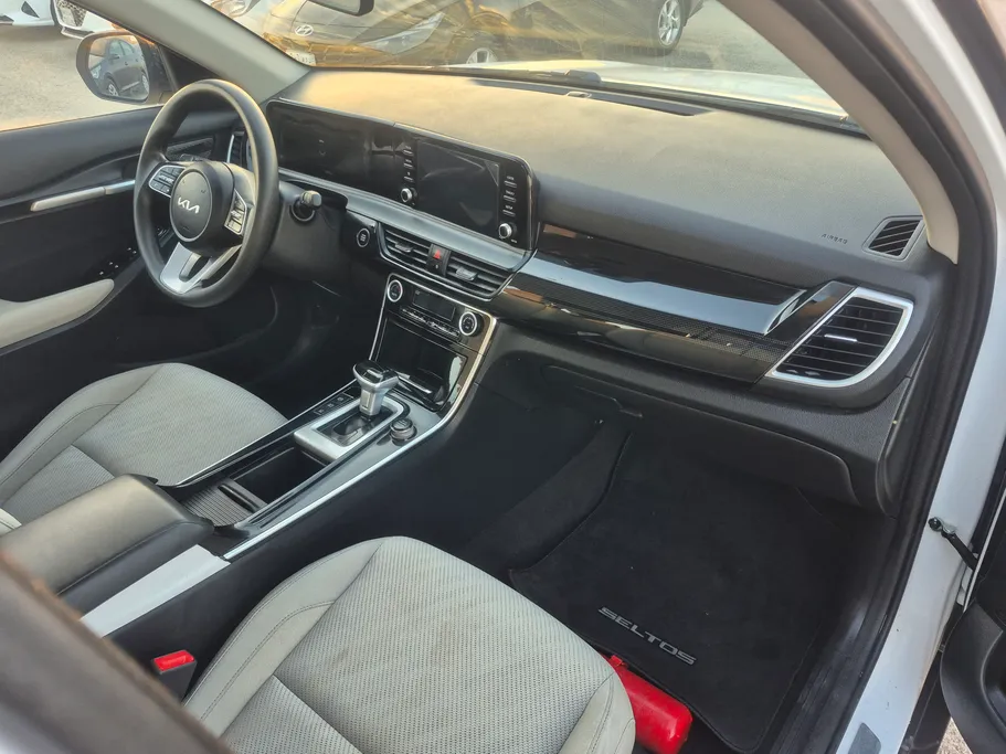 2024 Kia Seltos LX 