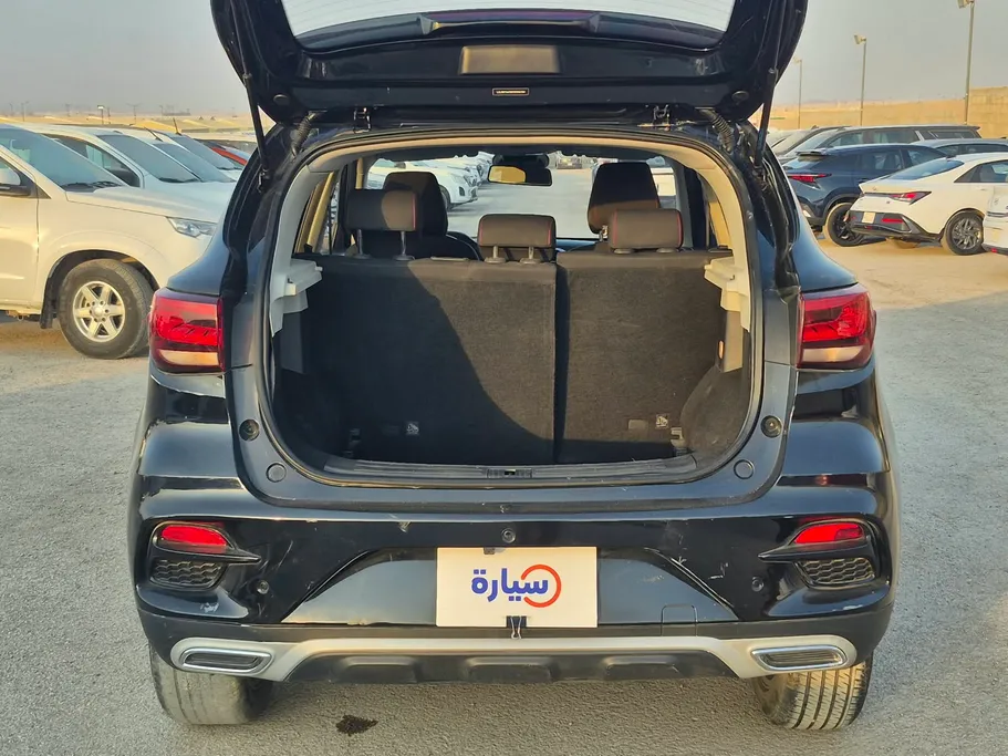 ام جي ZS STD 2023 