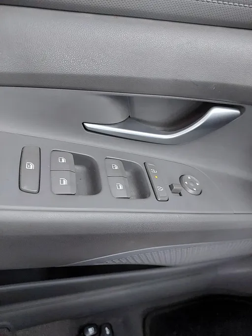 2024 هيونداي Elantra سمارت 