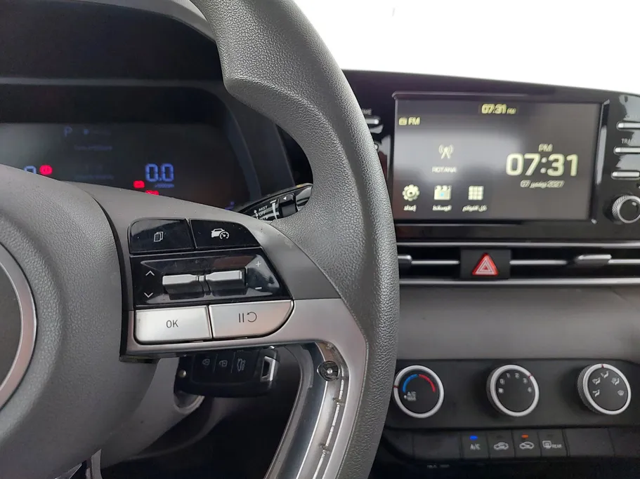 2024 هيونداي Elantra سمارت 