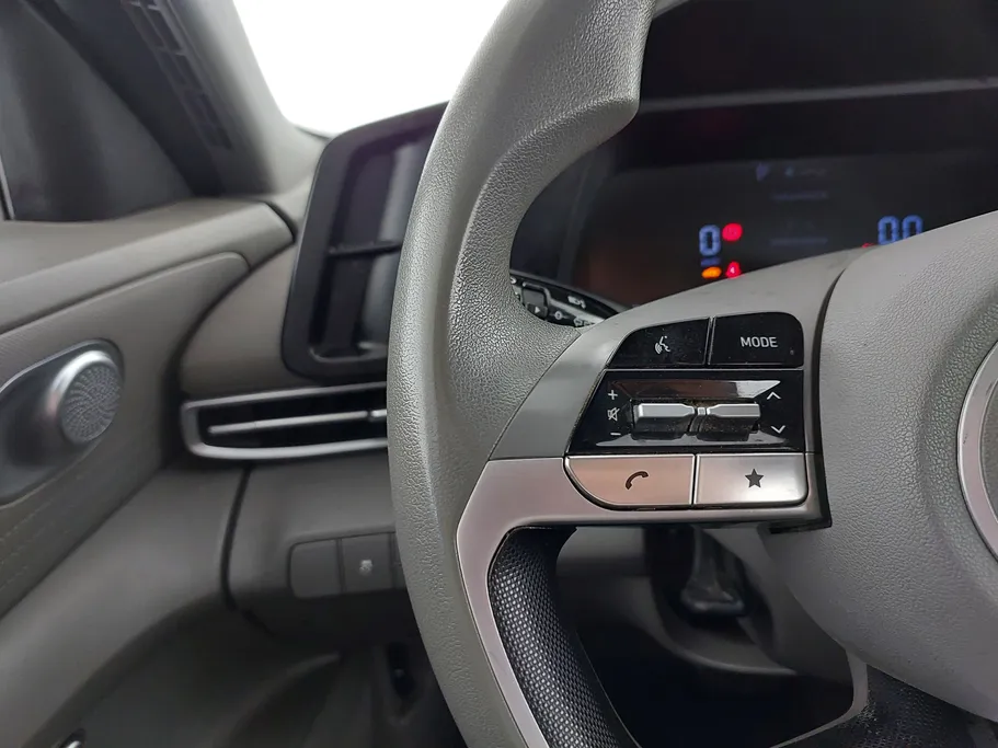 2024 هيونداي Elantra سمارت 