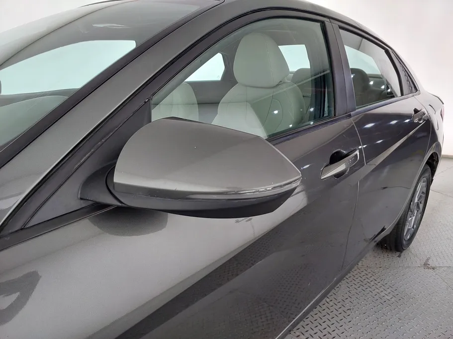2024 هيونداي Elantra سمارت 