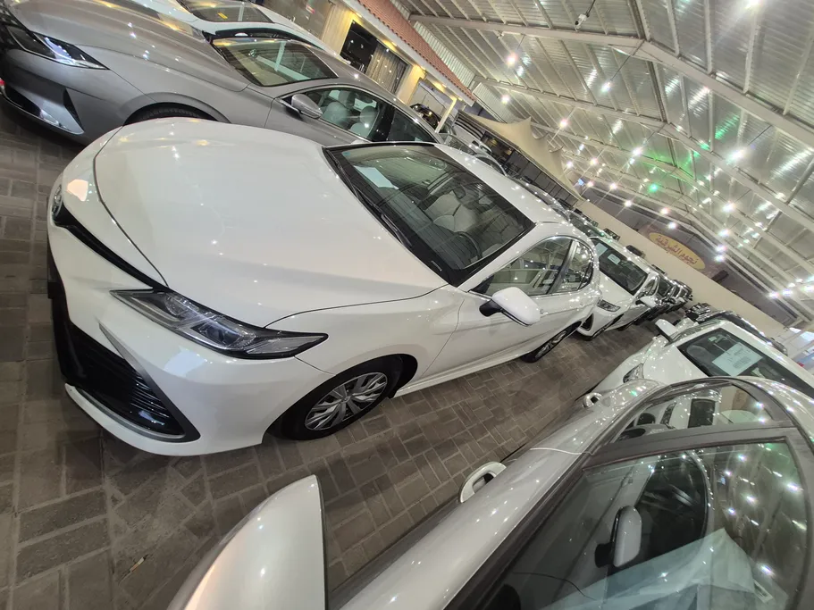 2022 Toyota Camry  LE 