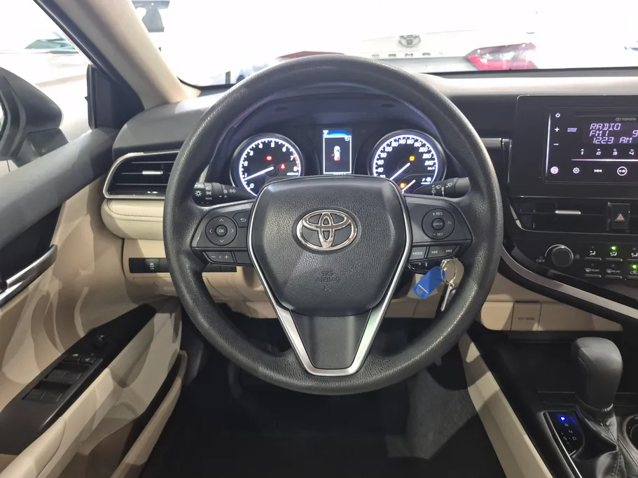 2022 Toyota Camry  LE 