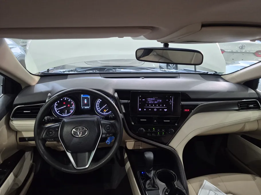 2022 Toyota Camry  LE 
