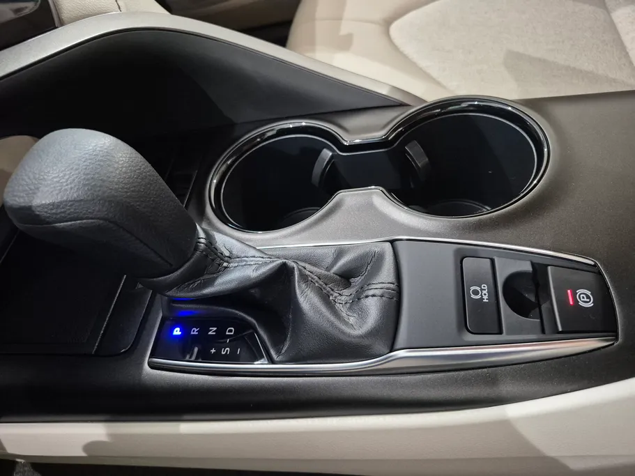 2022 Toyota Camry  LE 