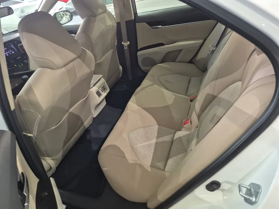 2022 Toyota Camry  LE 